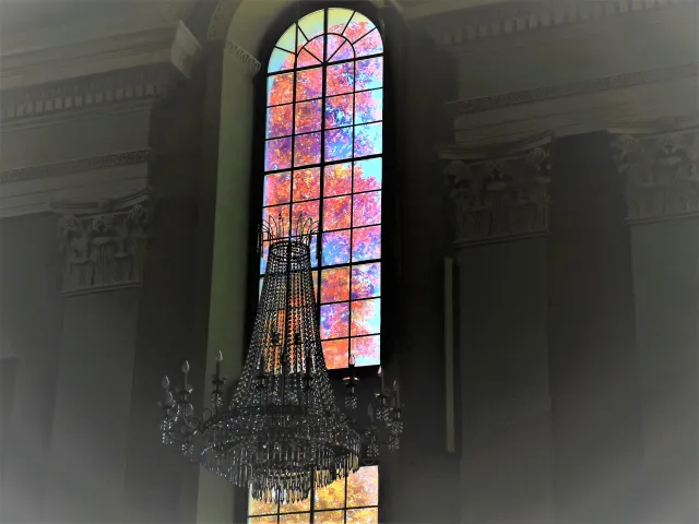 Kirchenfenster Herbst (Foto: Matthias Rüsch) Kirchenfenster Herbst (Foto: Matthias Rüsch)