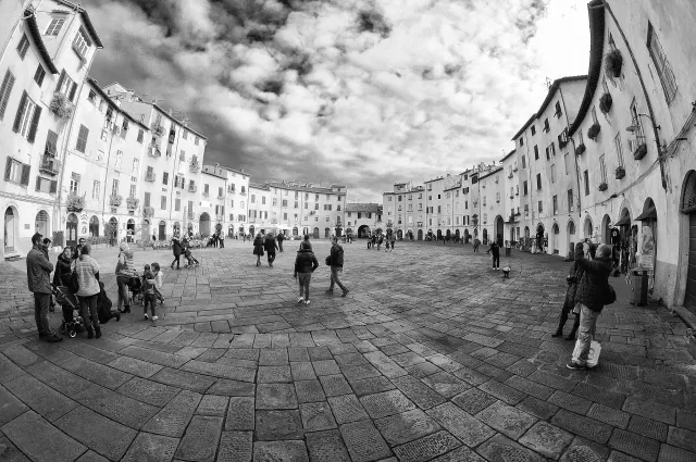 piazza (Foto: pixabay) piazza (Foto: pixabay)