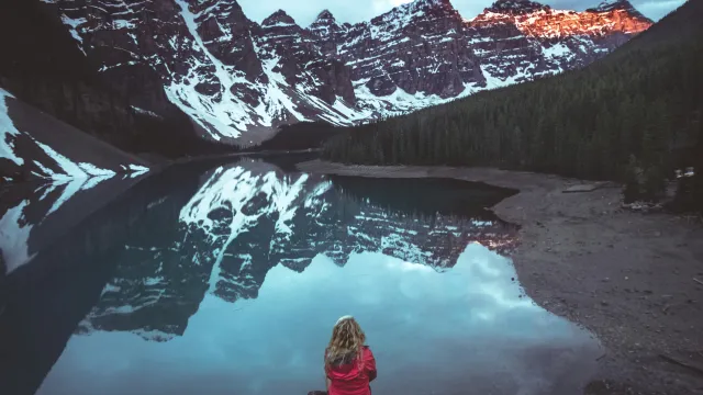Bergsee (Foto: Kalen Emsley – Unsplash) Bergsee (Foto: Kalen Emsley – Unsplash)