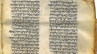 Targum (1) (Foto: Public Domain, https://commons.wikimedia.org/w/index.php?curid=127677) Targum (1): Zweisprachige hebräisch - aramäische Bibel (Foto: Public Domain, https://commons.wikimedia.org/w/index.php?curid=127677)